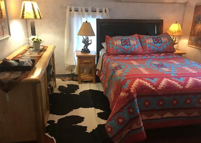 Holiday Lodge Bed And Breakfast